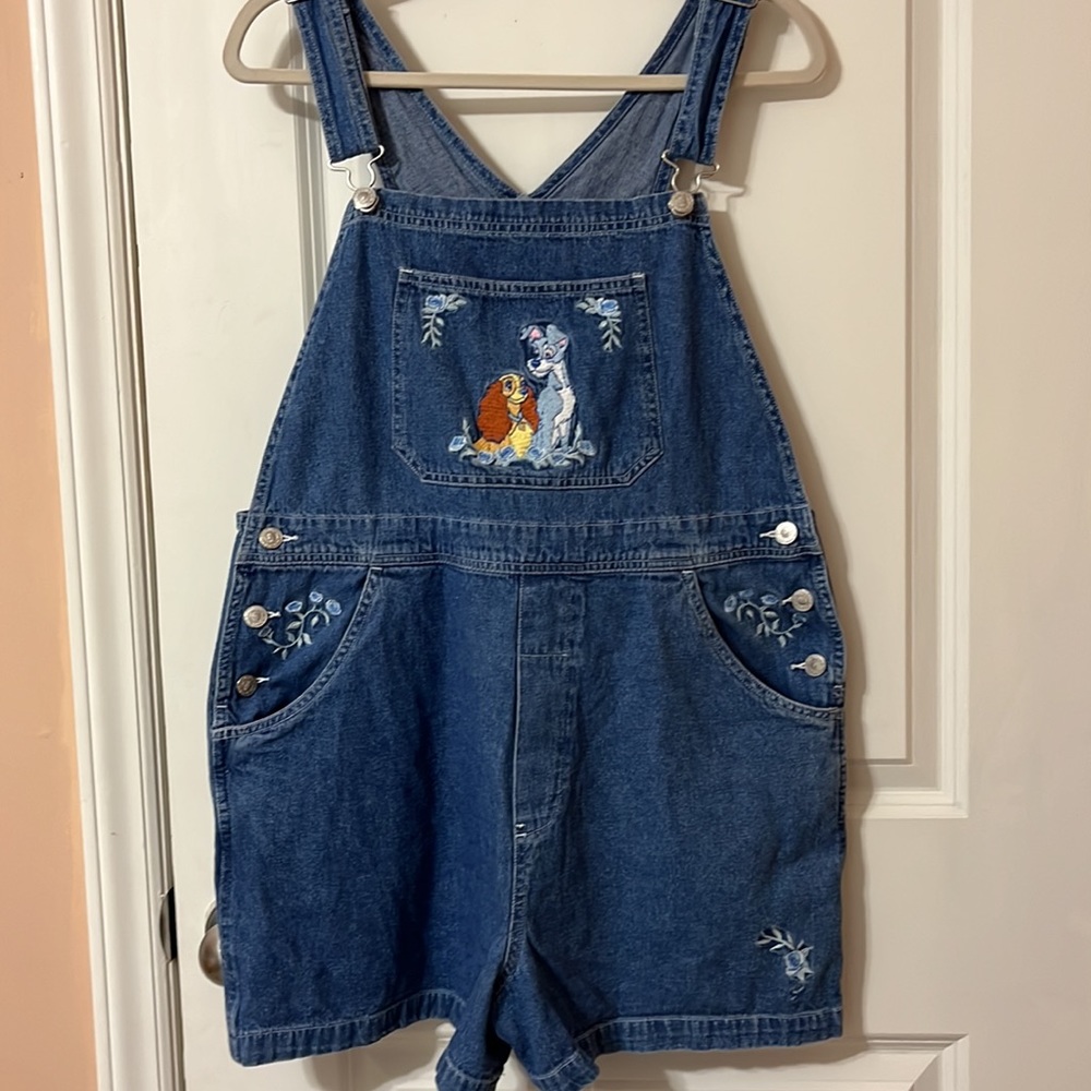 EUC Vintage Disney beauties! Lady and the Tramp embroidered overall shorts! Sz L
